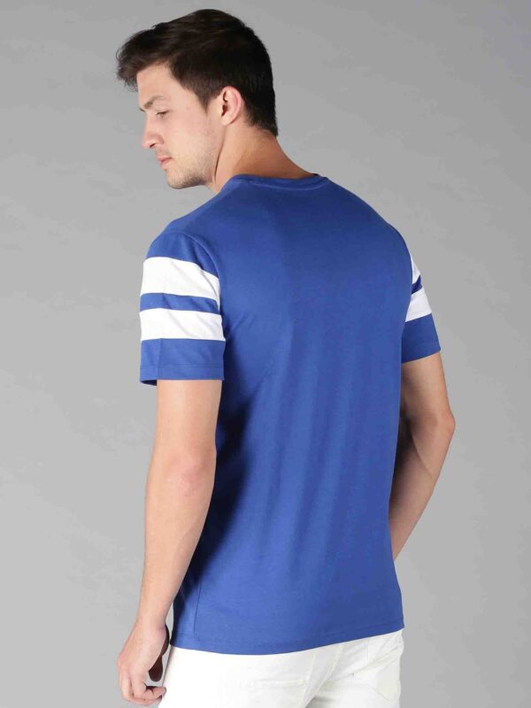 Men Blue & White Broad Stripes Round Neck T-Shirt - Image 2