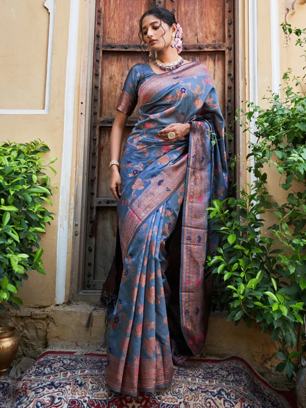 Grey Banarasi Silk Woven Dual Tone Floral Design Saree with Unstitched Blouse Piece Janasya 9307