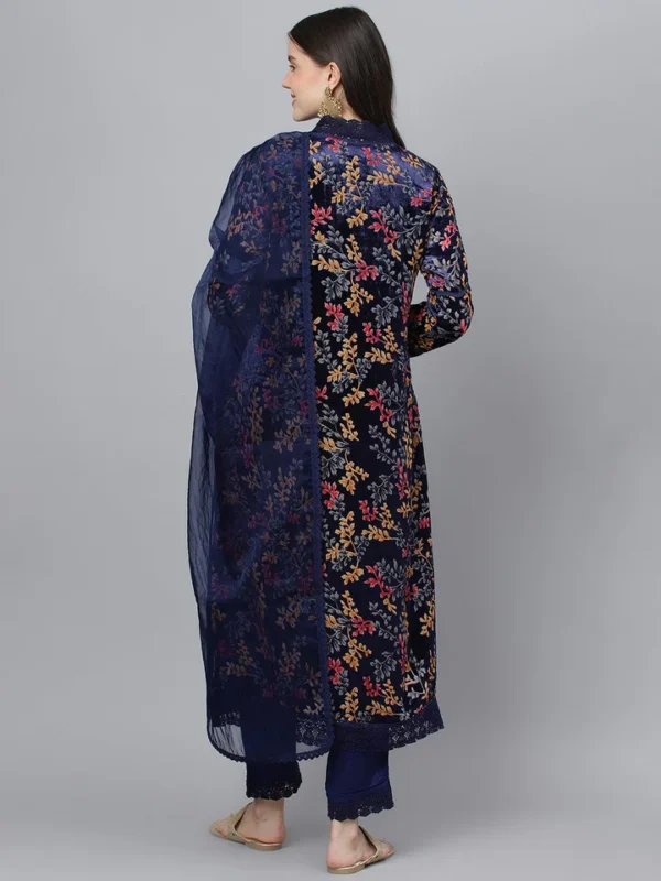 Divena Blue Floral Burn Out Velvet Kurta pant With Organza Dupatta set - Image 4