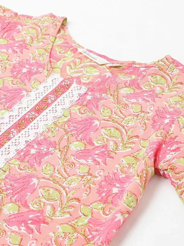 Divena Peach Floral Printed Kurta Pant set With Dupatta - Image 5