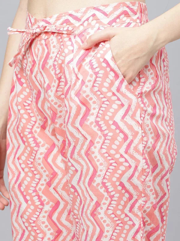 Divena Peach Floral Printed Kurta Pant set With Dupatta - Image 6