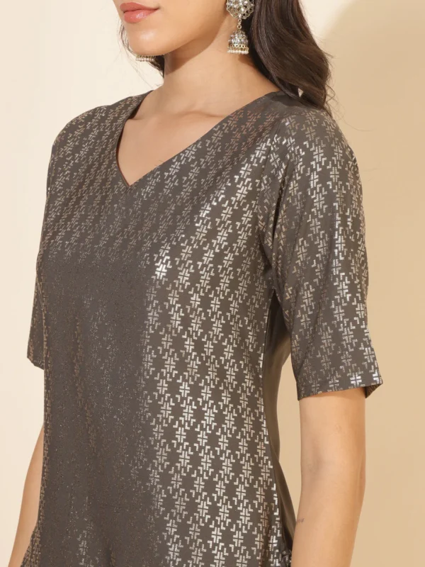Grey Crepe Foil Printed Straight Kurta - Image 5