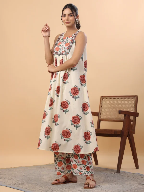 Cream Cotton Floral Gathered Kurta Set - Image 4