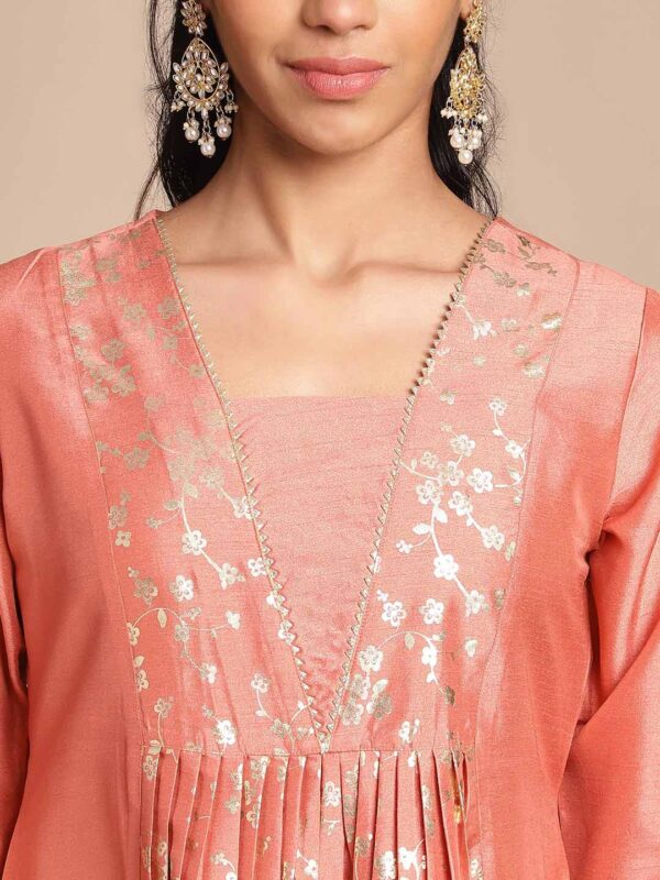Peach Crepe Silk Floral Panelled Kurta - Image 6