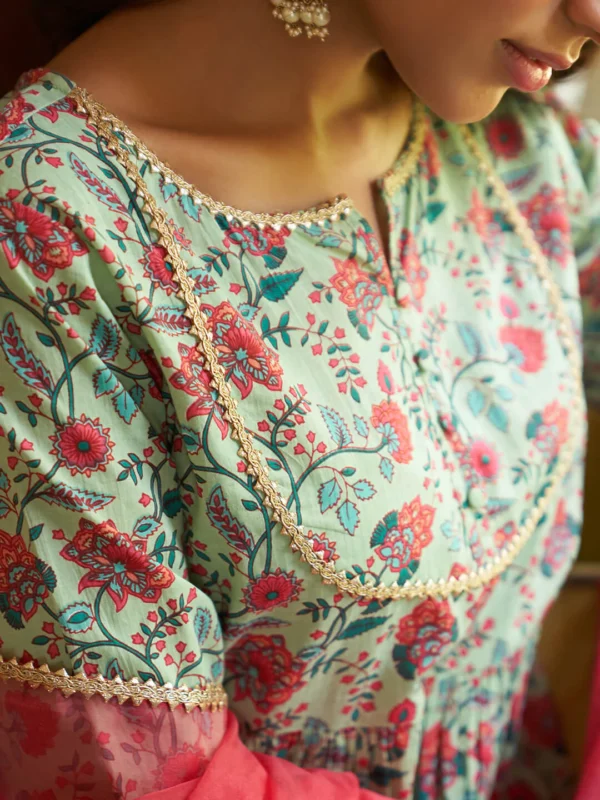 Light Green Cotton Floral Printed Short Kurta With Sharara And Dupatta - Image 5