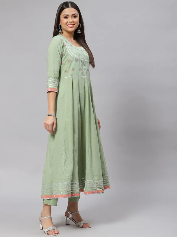 Divena Solid Green Anarkali Kurta Pant Set with Kota doria dupatta - Image 3