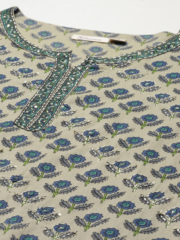 Divena Green Cotton Straight Kurta Pant Set With Dupatta - Image 5