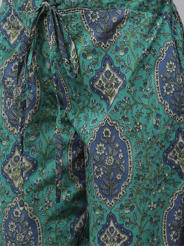 Divena Green Cotton Straight Kurta Pant Set With Dupatta - Image 6