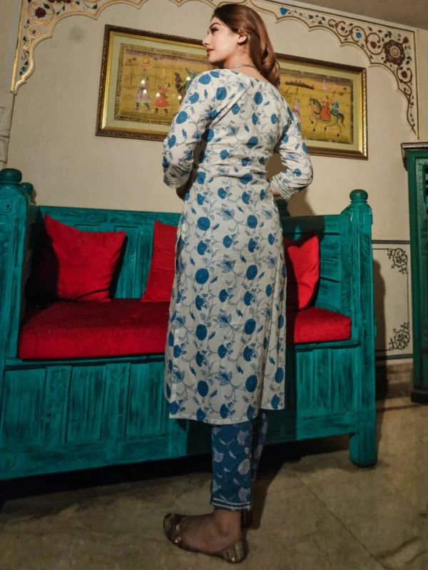 Divena White and Blue Cotton Kurta and Pant Set - Image 6