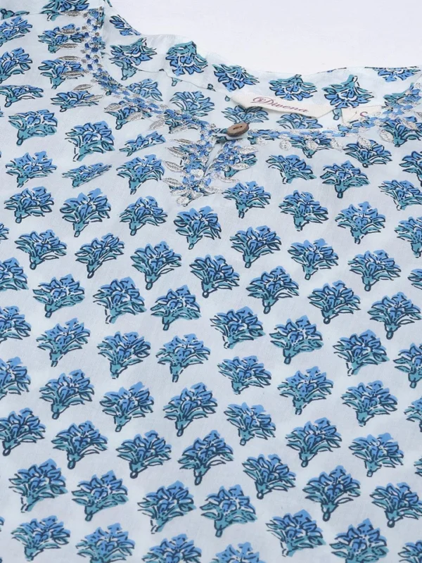 Divena White Cotton Kurta Pant set - Image 4