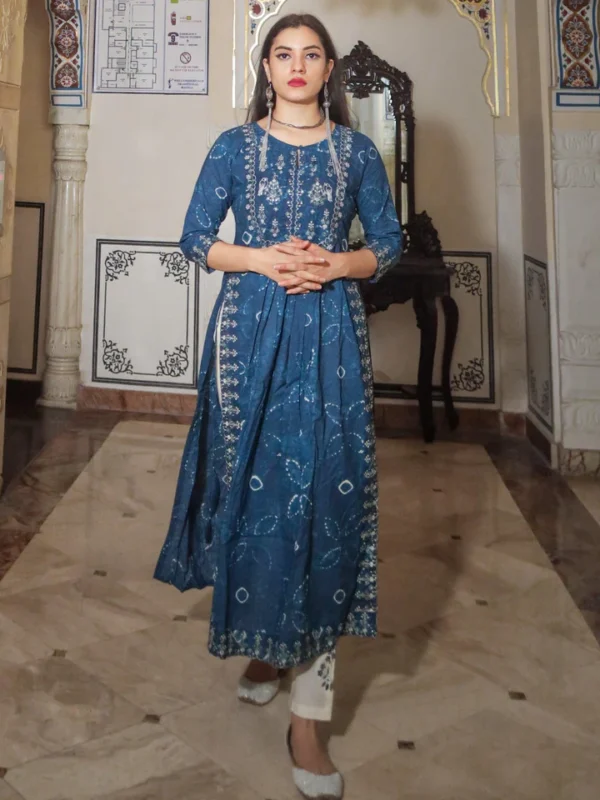 Divena Blue Printed Straight Kurti With Palazzo - Image 3
