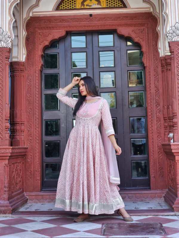 Divena Light Pink Cotton Anarkali Kurta Pant set with Net Dupatta - Image 6