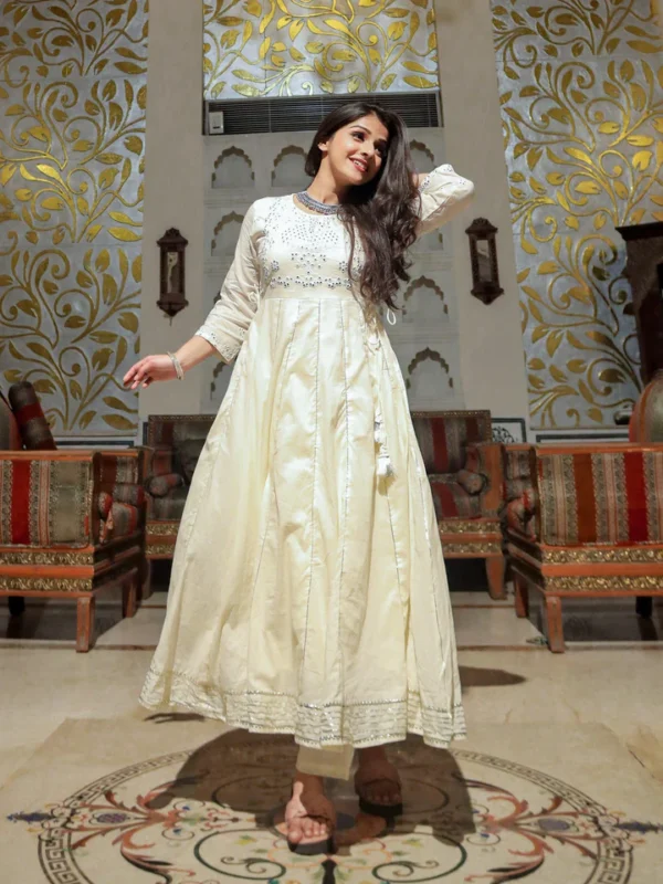 Divena Off White Cotton Anarkali kurta Pant Set - Image 4
