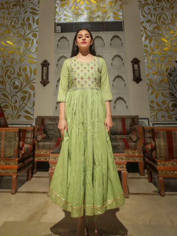 Divena Green Cotton Kurta Pant Set - Image 3
