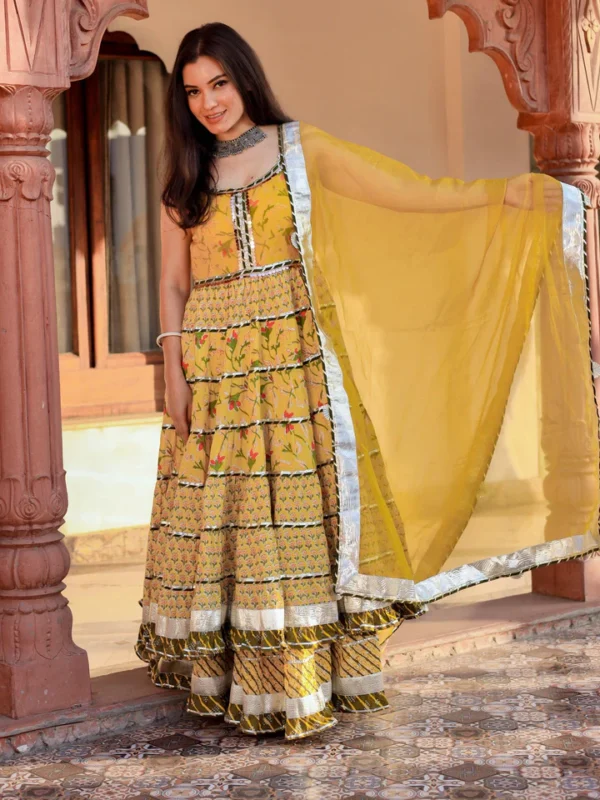Divena Yellow Cotton Sleeves less anarkali Skirt Set With Dupatta - Image 4