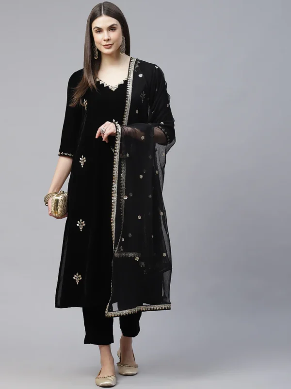 Divena Black Velvet hand work Kurta pant With Net Dupatta set - Image 8