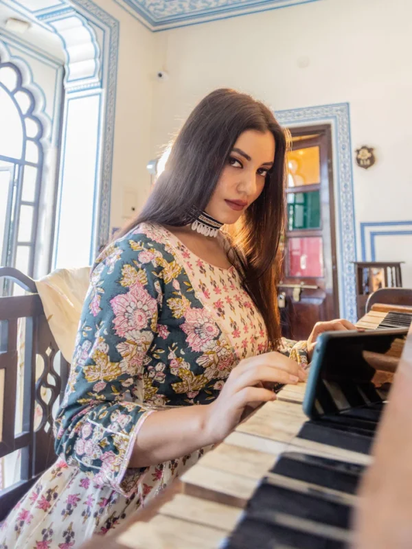 Divena Cream Floral Printed Kurta Sharara With Dupatta Set - Image 2