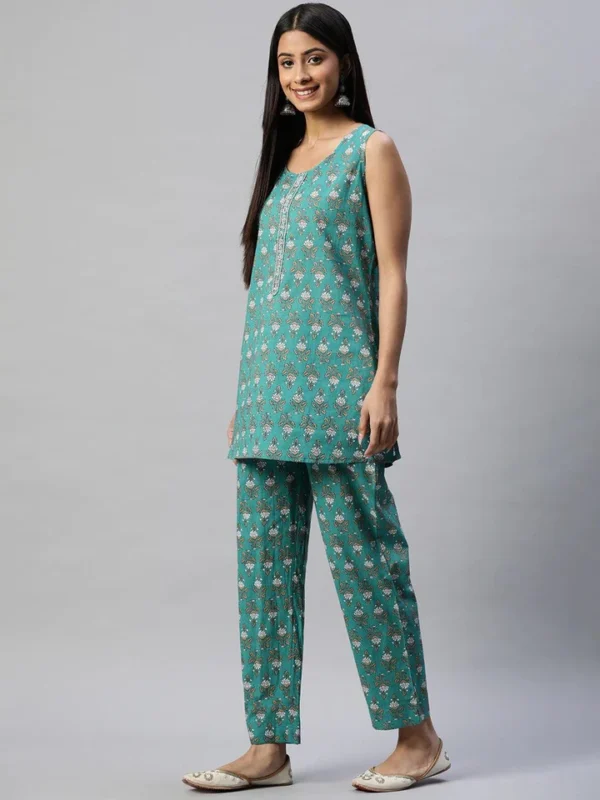 Divena Green Cotton Floral Printed Three Piece Indowestern Kurta Pant Set with Jacket - Image 4