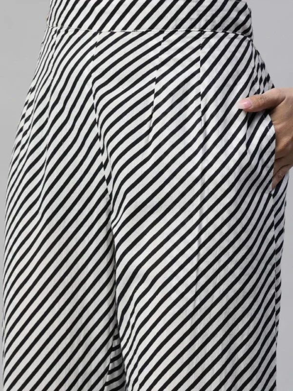 Divena Black and White Cotton Kurta Pant Set With Dupatta - Image 6