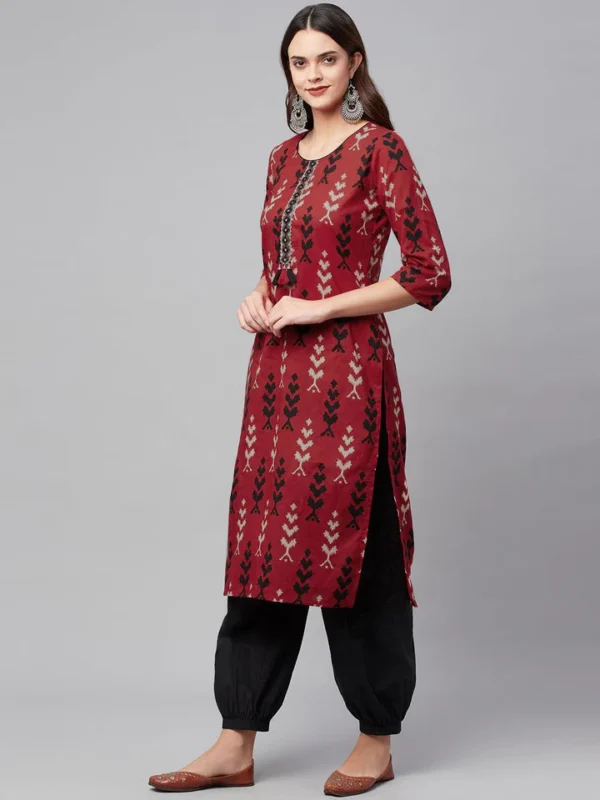 Divena Maroon Cotton Straight Kurta Hem Cuffed Pant set - Image 3