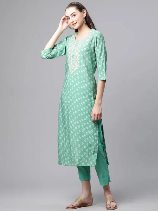 Divena Green Chanderi Kurta Cotton pant set With Chiffon leheriya Dupatta - Image 3