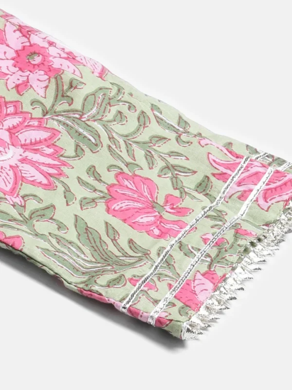 Divena Green Floral Printed Anarkali Kurta Pant Set with Dupatta - Image 8