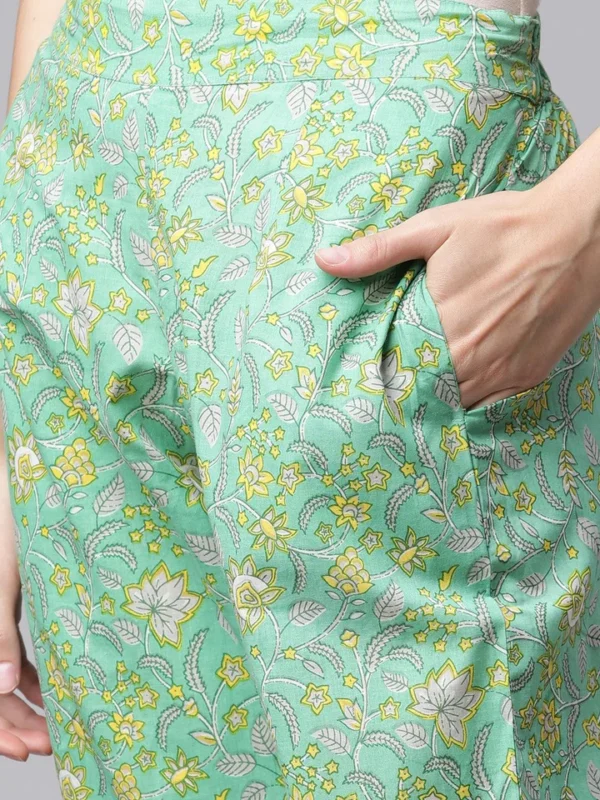 Divena White Cotton Straight Kurta Pant set with Dupatta - Image 5