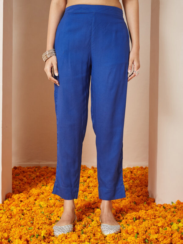 Janasya Women's Royal Blue Rayon Gold Floral Printed Straight Kurta Set - Image 8