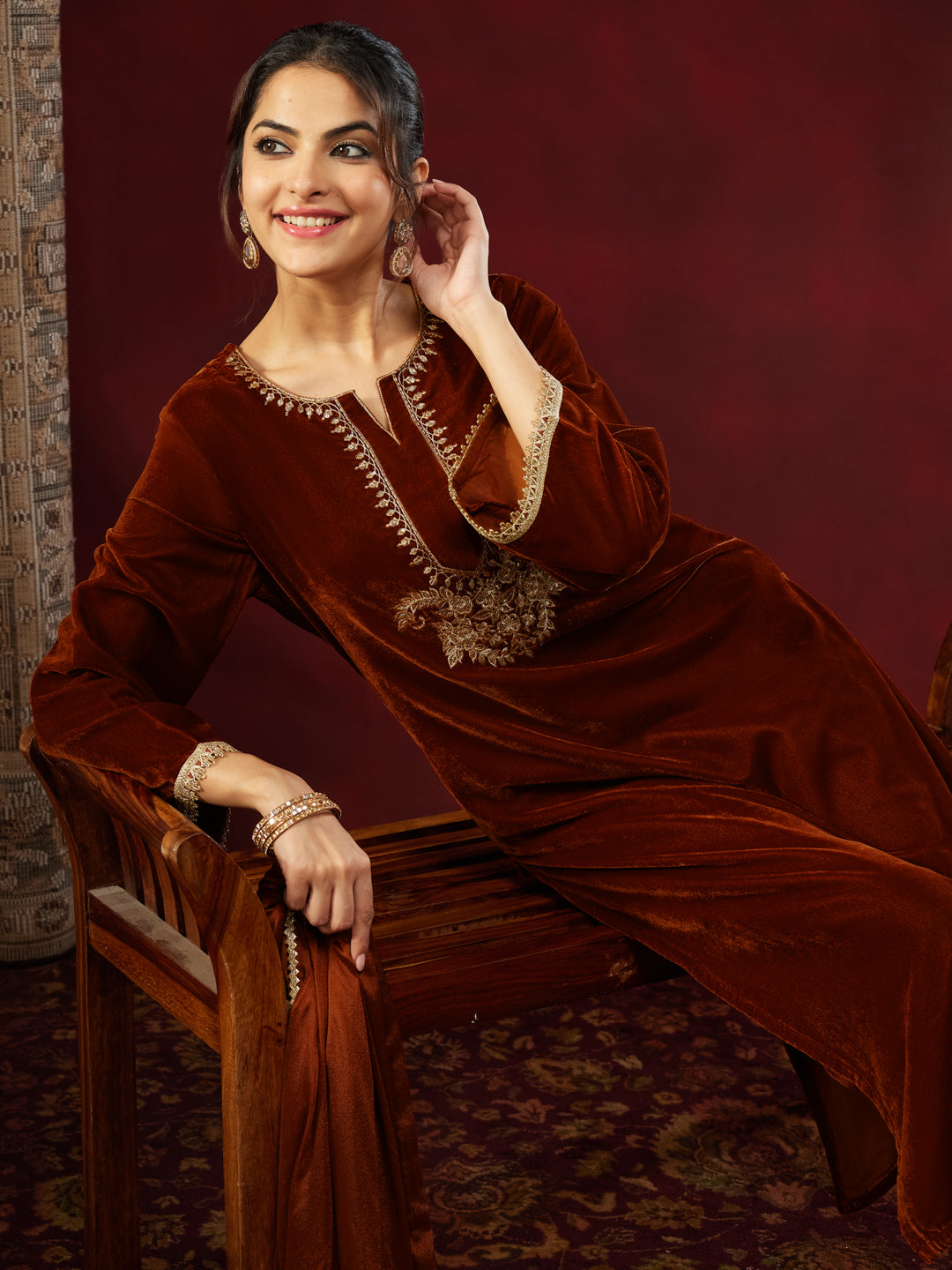 JAB25ST03229 Janasya Women's Brown Velvet Zari Yoke Embroidered Straight Kurta Set - Image 1
