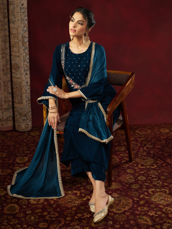 Janasya Women's Teal Blue Velvet Yoke Embroidered Straight Kurta Set - Image 3