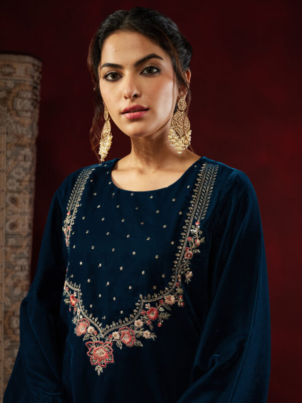 Janasya Women's Teal Blue Velvet Yoke Embroidered Straight Kurta Set - Image 6