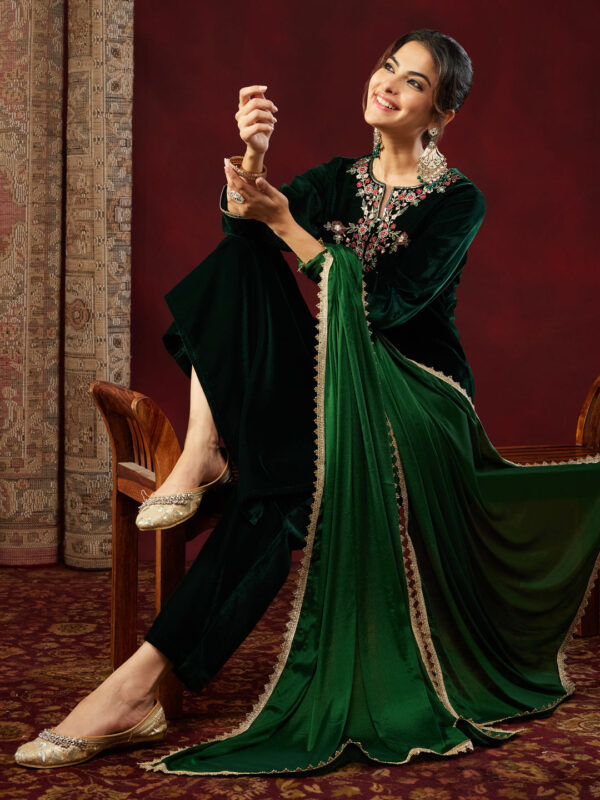 Janasya Women's Bottle Green Velvet Yoke Embroidered Straight Kurta Set - Image 3