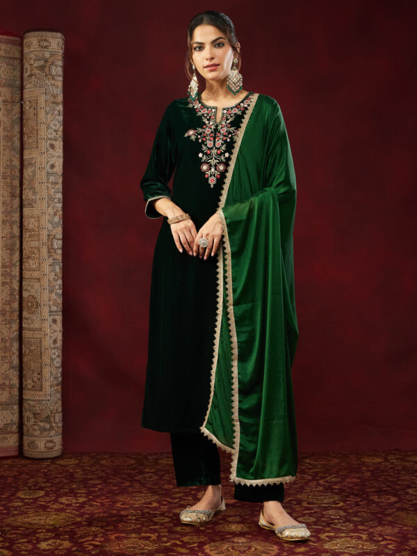 Janasya Women's Bottle Green Velvet Yoke Embroidered Straight Kurta Set - Image 6