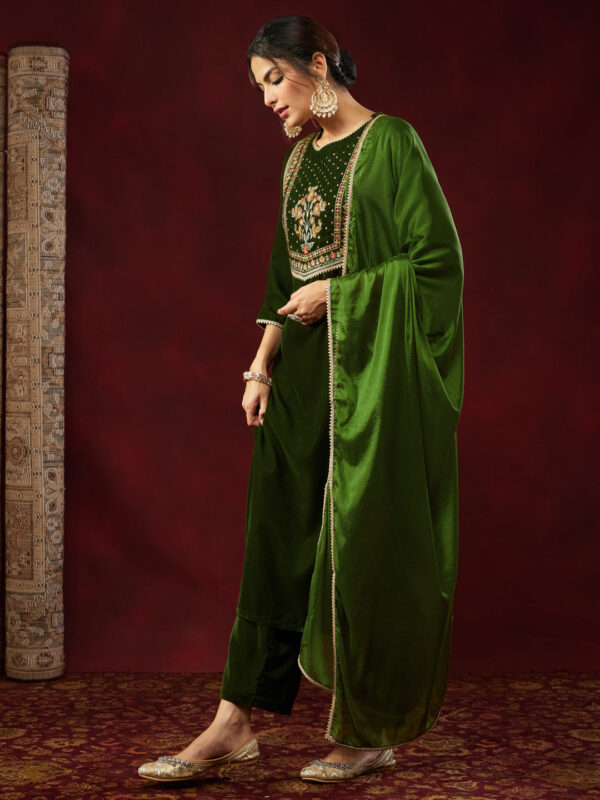 Janasya Women's Olive Green Velvet Yoke Embroidered Straight Kurta Set - Image 3