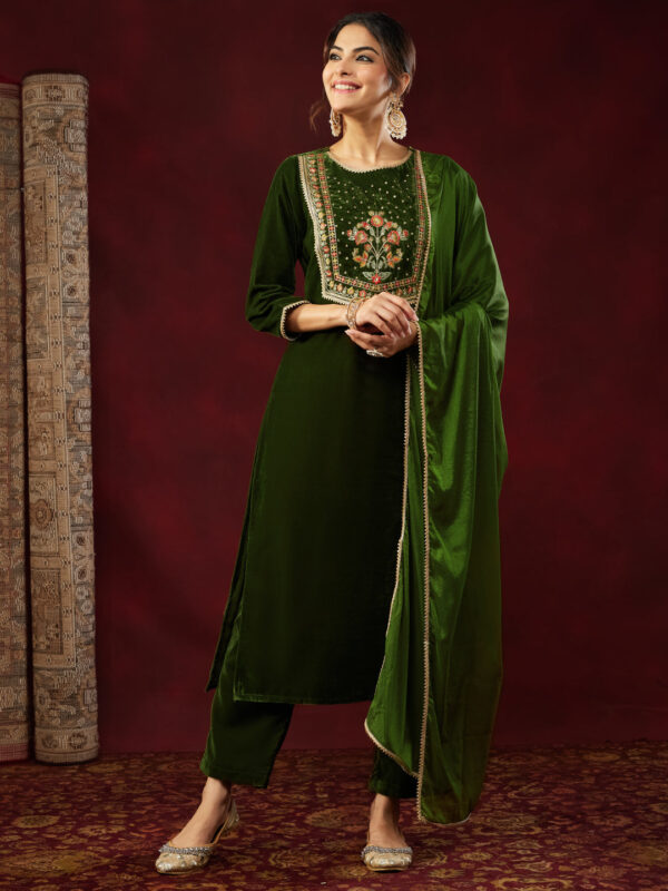 Janasya Women's Olive Green Velvet Yoke Embroidered Straight Kurta Set - Image 5