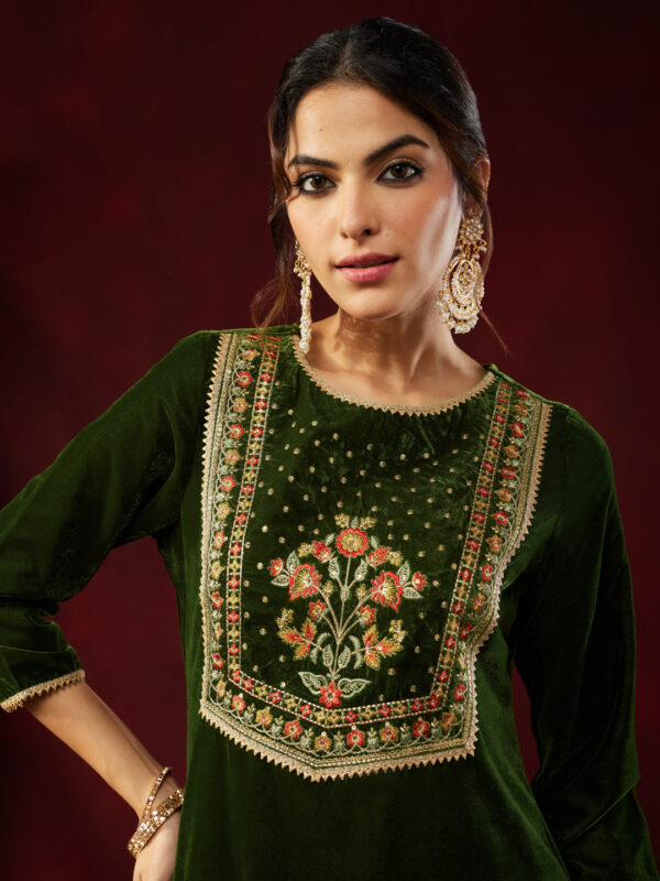 Janasya Women's Olive Green Velvet Yoke Embroidered Straight Kurta Set - Image 6