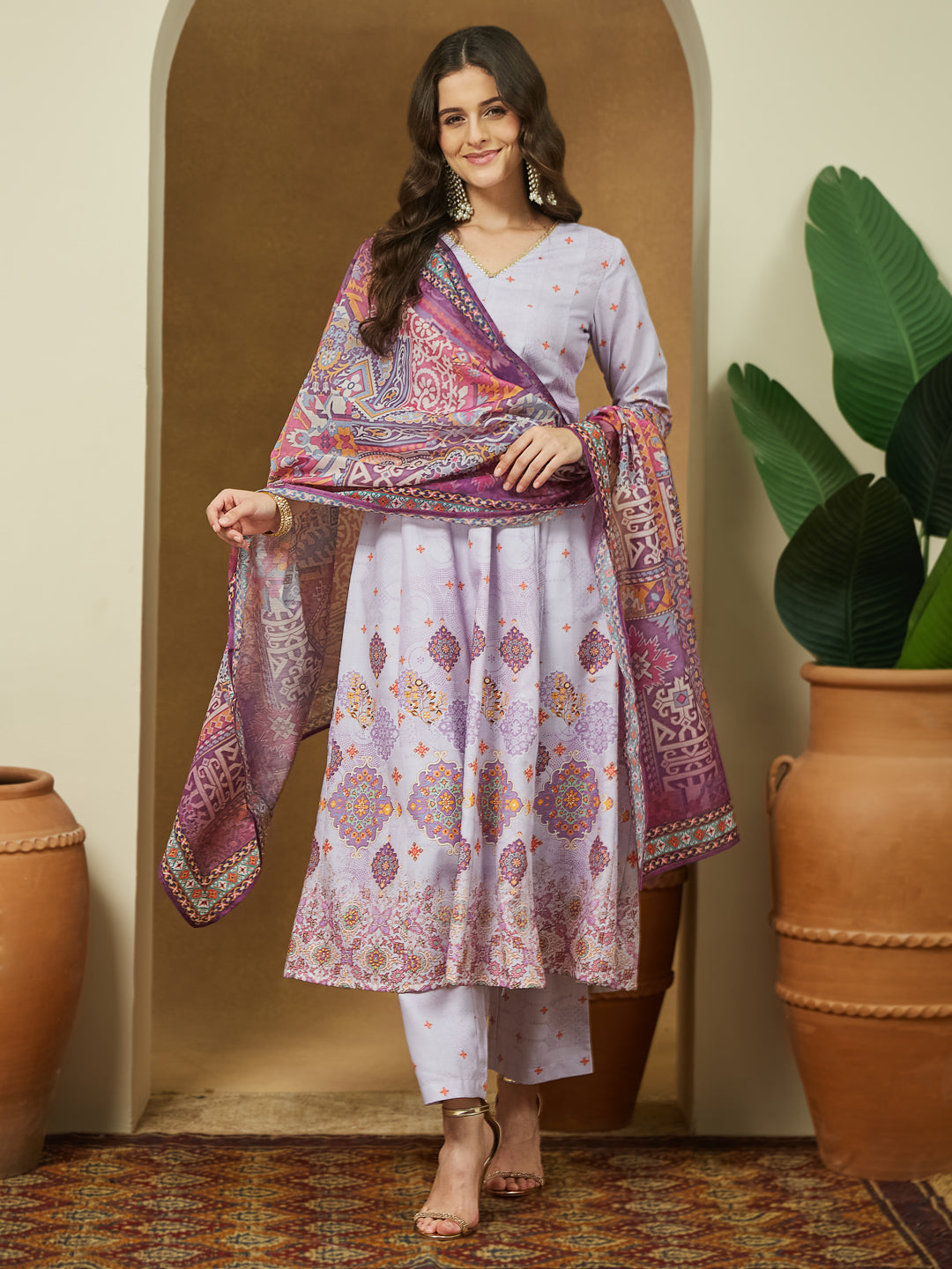 JAC25ST02974_2 Janasya Women's Lavender Cotton Blend Ethnic Motifs Printed Anarkali Kurta Set - Image 1
