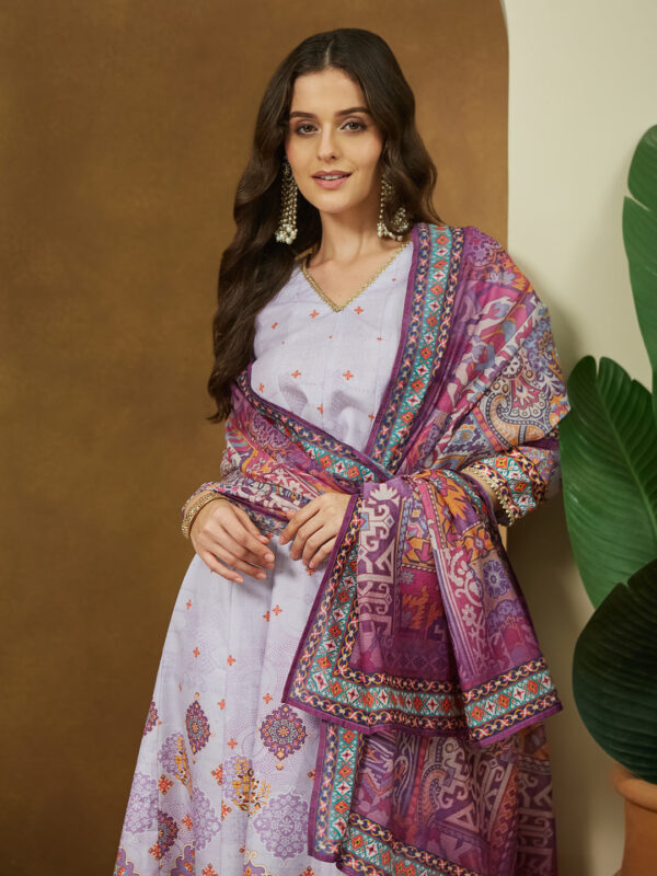 Janasya Women's Lavender Cotton Blend Ethnic Motifs Printed Anarkali Kurta Set - Image 3