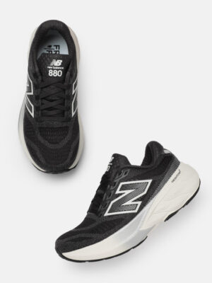 Women 880 Running Shoes