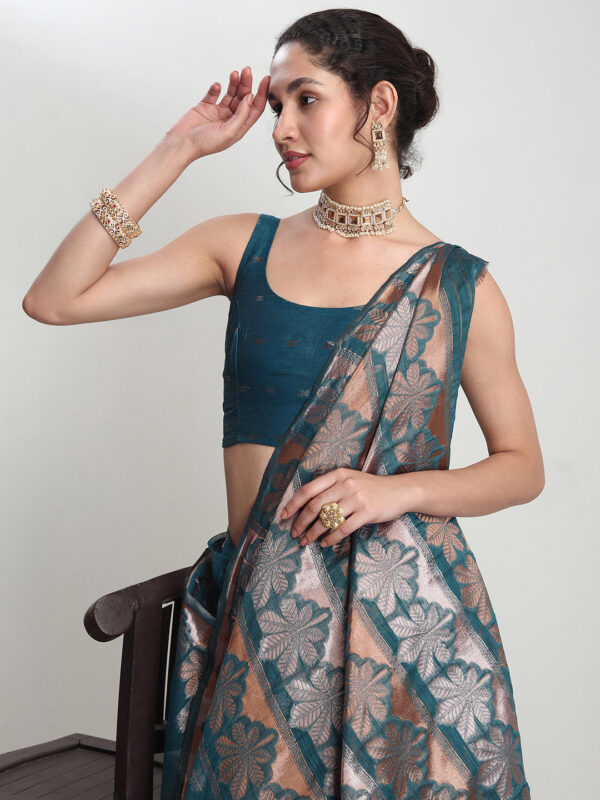 Women's Teal Blue Linen Blend Floral Woven Design Jacquard Saree with Blouse Piece - Image 7