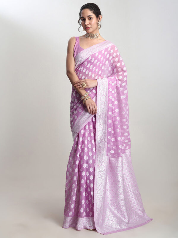 Women's Lavender Silk Blend Floral Woven Design Jacquard Saree with Blouse Piece - Image 3