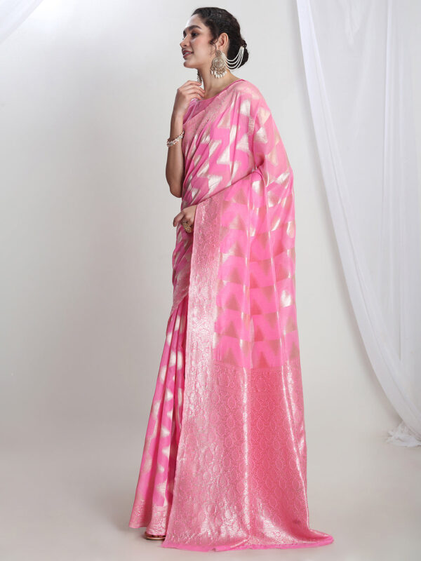 Women's Pink Silk Blend Geometric Woven Design Jacquard Saree with Blouse Piece - Image 2